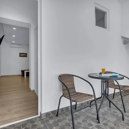 Sunny Garden Ana * Makarska