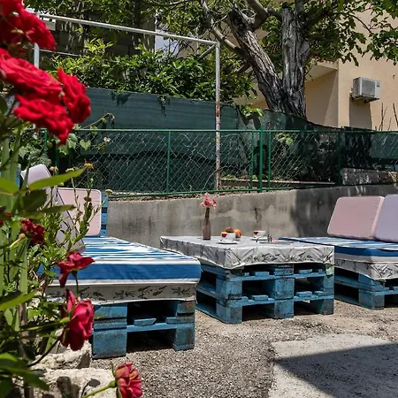 Sunny Garden Ana Makarska