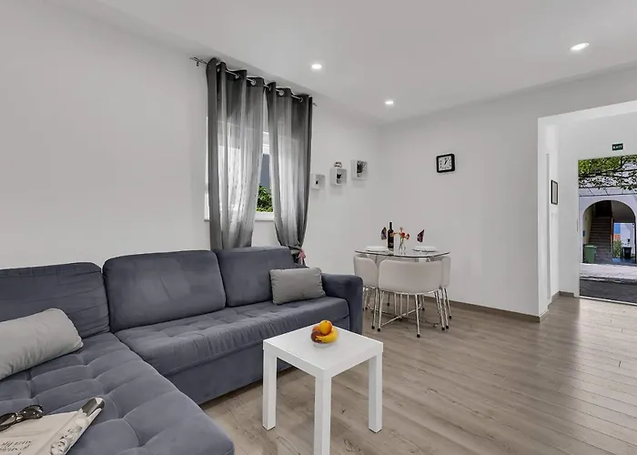 Sunny Garden Ana * Makarska