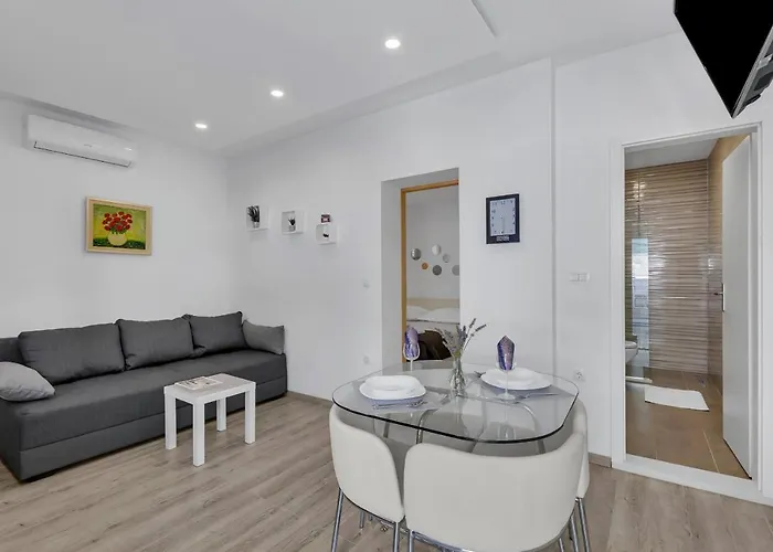 Sunny Garden Ana * Makarska