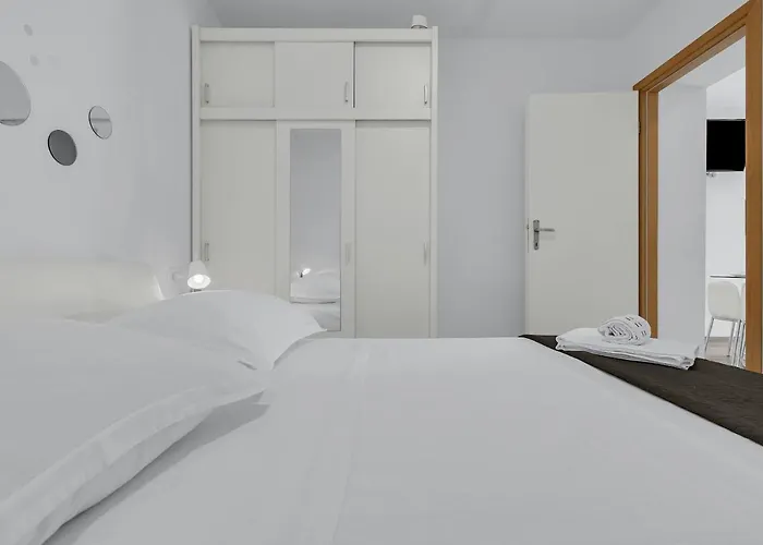 Sunny Garden Ana * Makarska